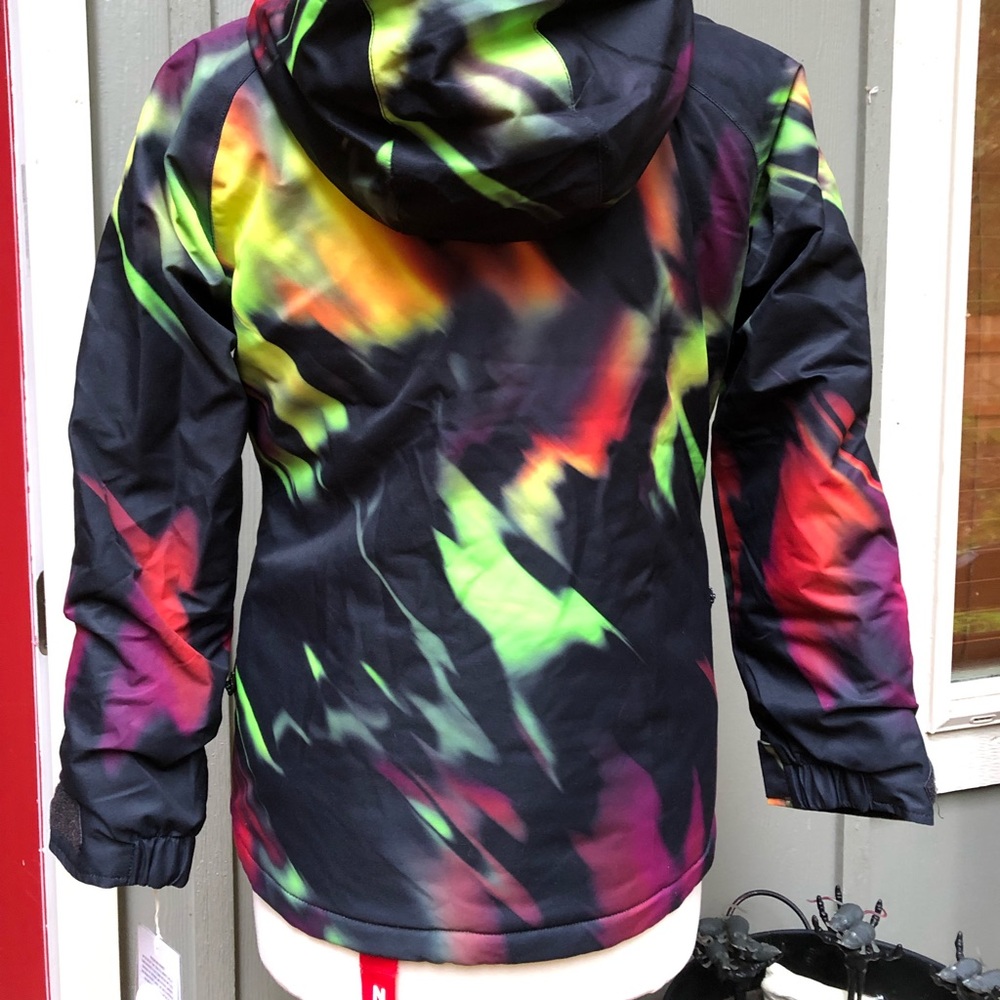 NWT Volcom Girls M Snowboard coat